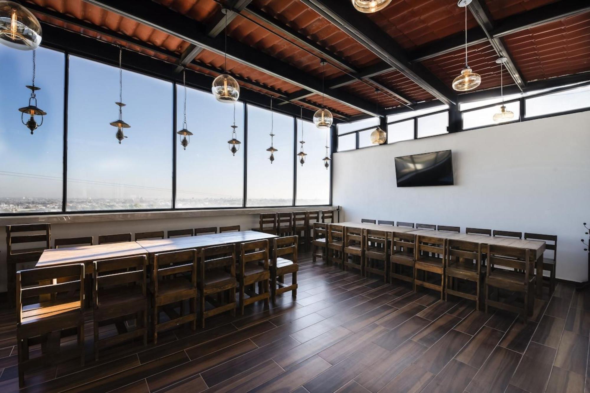 סן לואיס פוטוסי Capital O Hotel Joyma Suites, San Luis מראה חיצוני תמונה