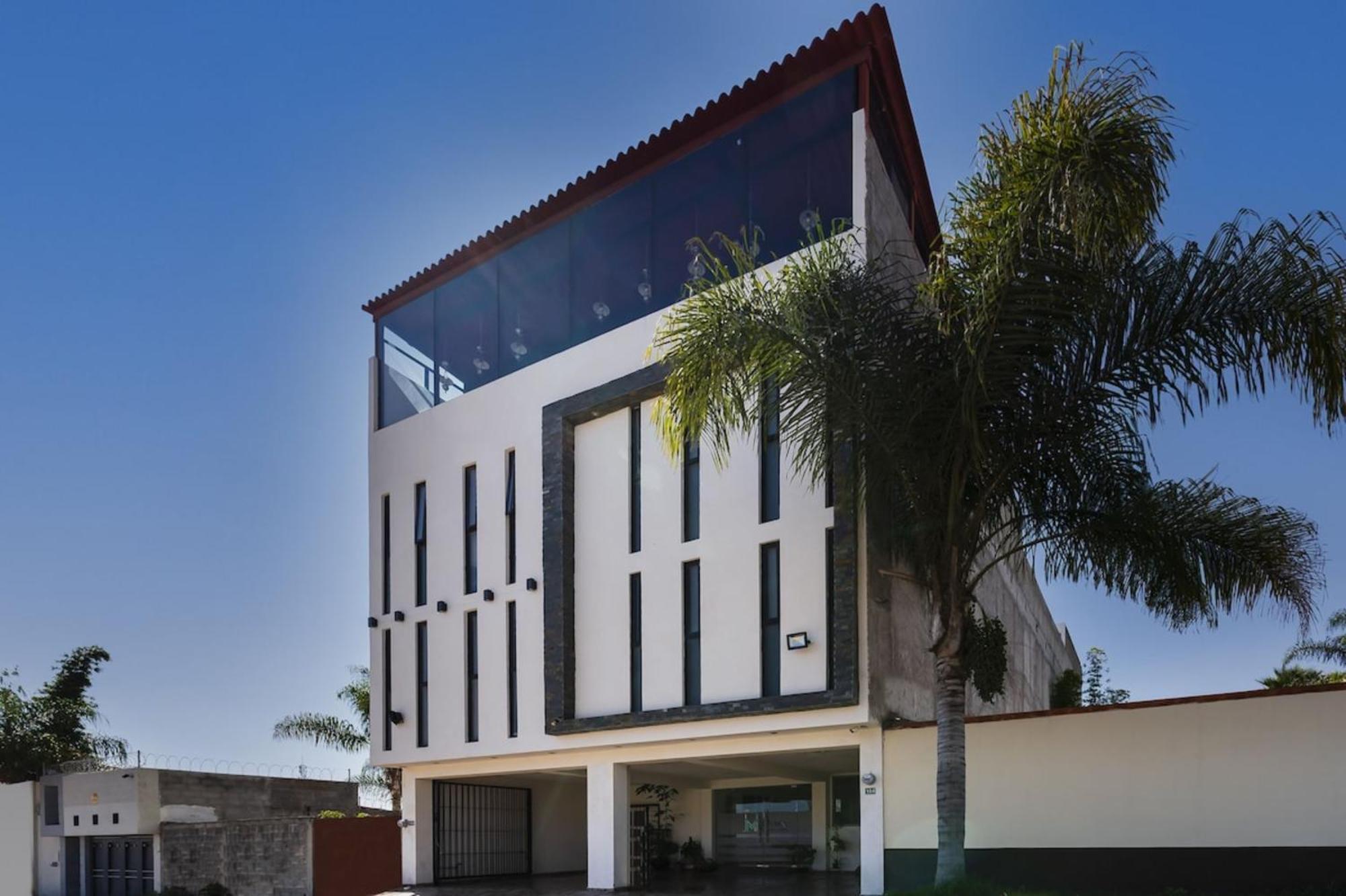 סן לואיס פוטוסי Capital O Hotel Joyma Suites, San Luis מראה חיצוני תמונה